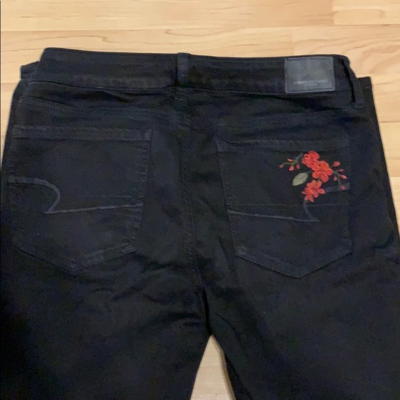 American eagle black rose pants - Picture 3 of 3